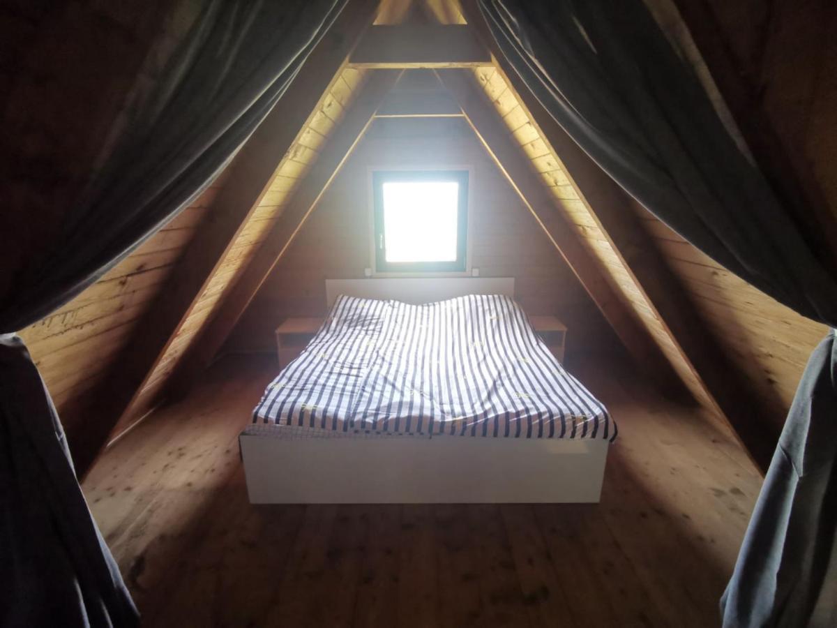 Villa Dom Na Wzgorzu Pluski Esterno foto
